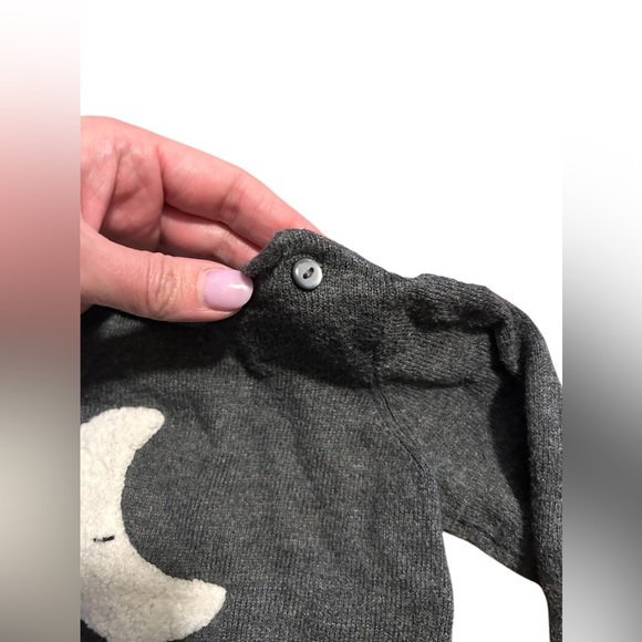 H&M stars and moon sweater set 4-6 months - Picture 3 of 6